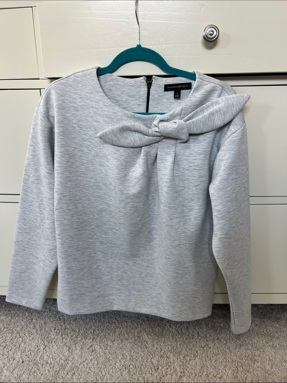 Banana Republic light grey bow neck sweatshirt small